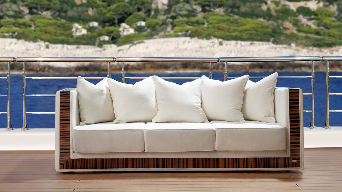 THE I-ST SOFA