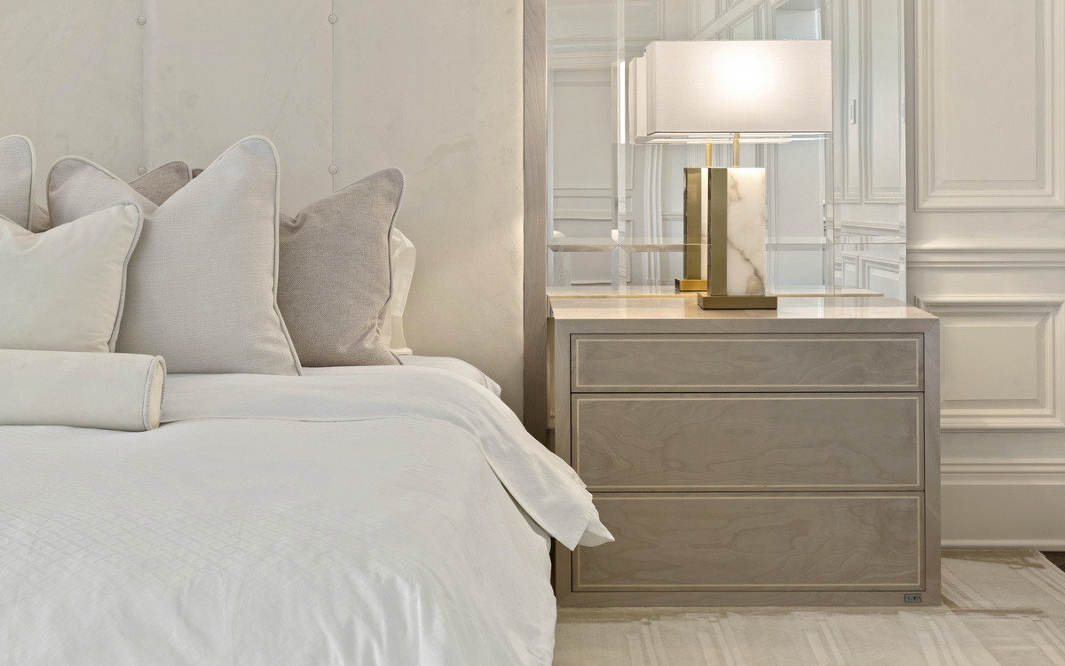 The I-st Bedside Table