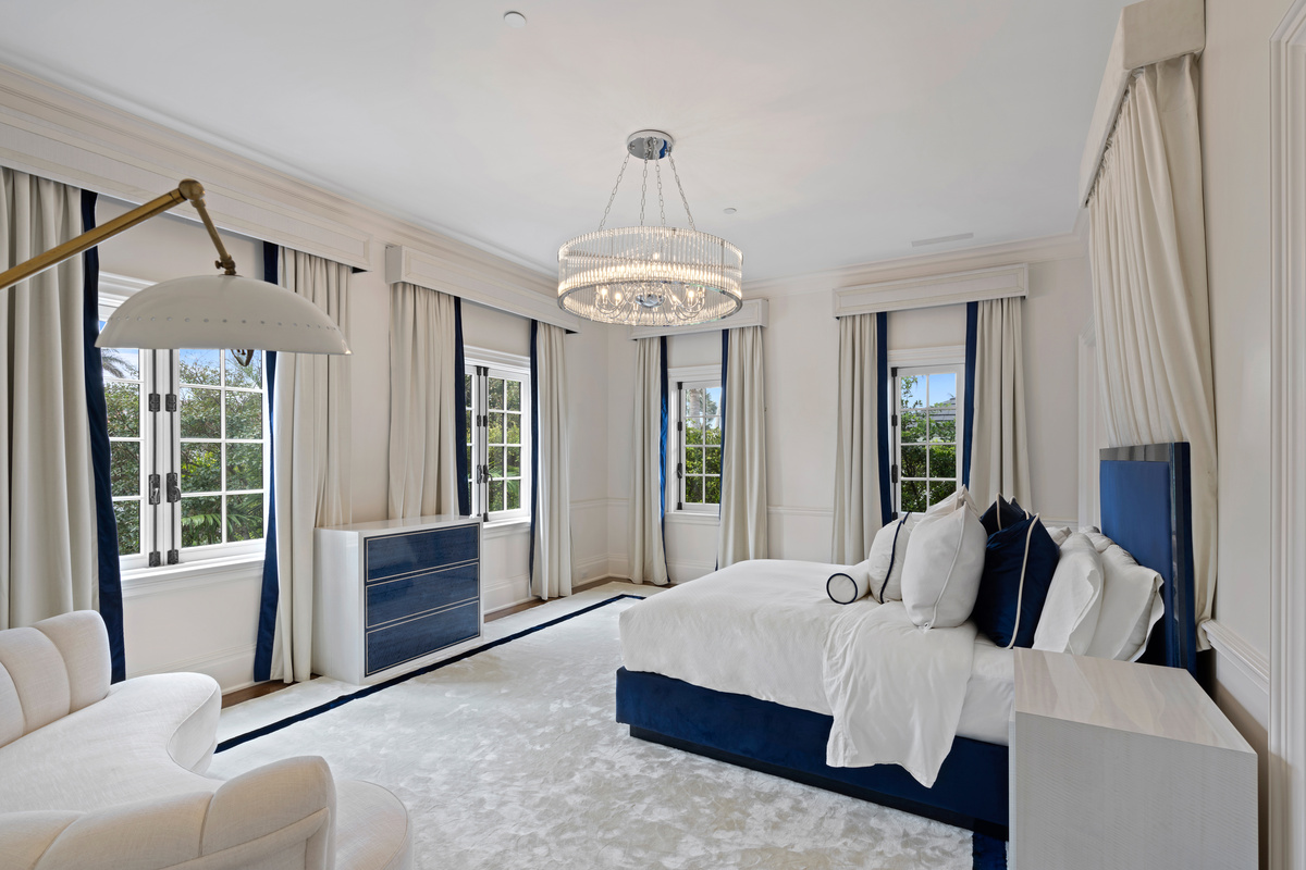 Pam Beach Trophy Mansion