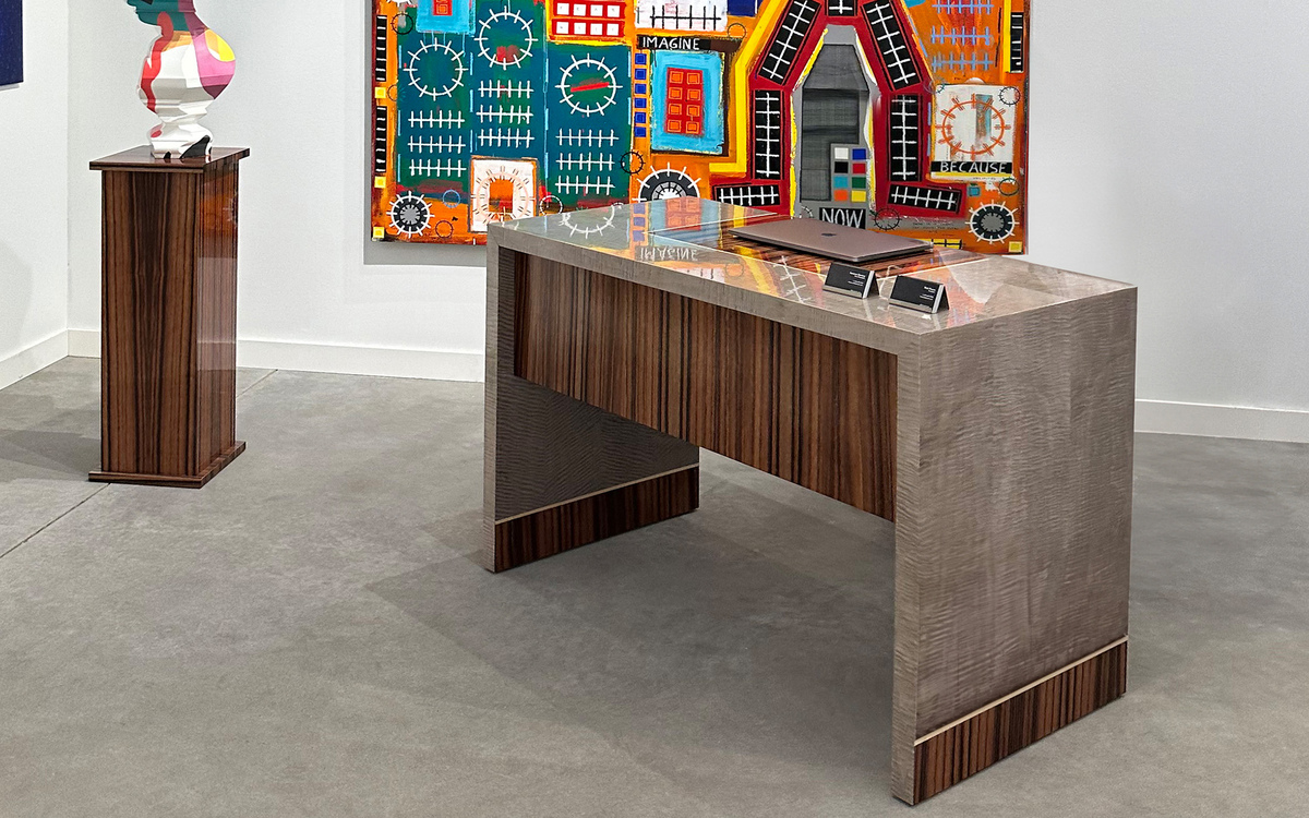 The PRESIDENT DESK 